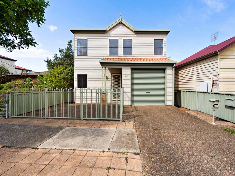 33 Maitland Street, Stockton, NSW 2295 Property Details