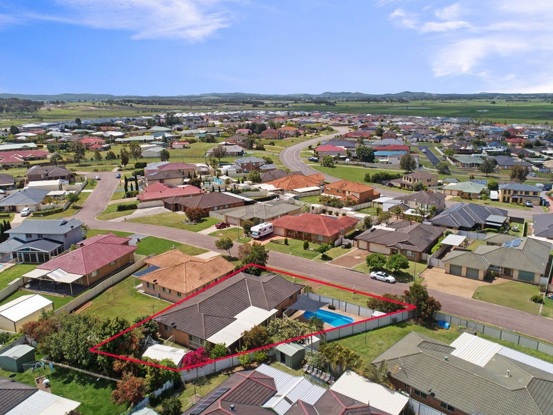 3 Brentwood Terrace, Thornton, NSW 2322 Property Details