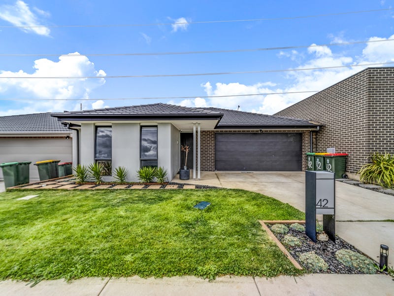 42 Lionel Rose Street, Holt, ACT 2615 Property Details
