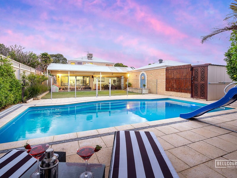 16 Bickley Cres, Manning, WA 6152