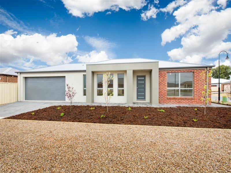 13 Dean Court, Mildura, Vic 3500 Property Details