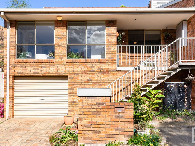 28 The Glen Crescent, Springwood, NSW 2777 Villa for Sale
