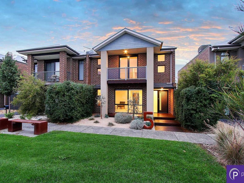 5 Hunter Lane, Pakenham, Vic 3810 Property Details