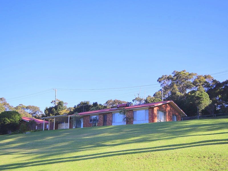62 Hillcrest Avenue, North Narooma, NSW 2546