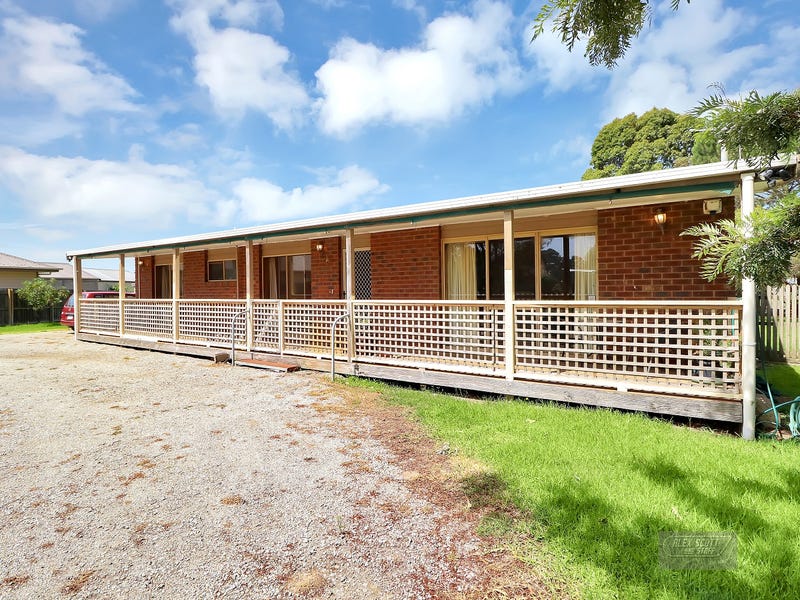 48 James Street, Lang Lang, VIC 3984