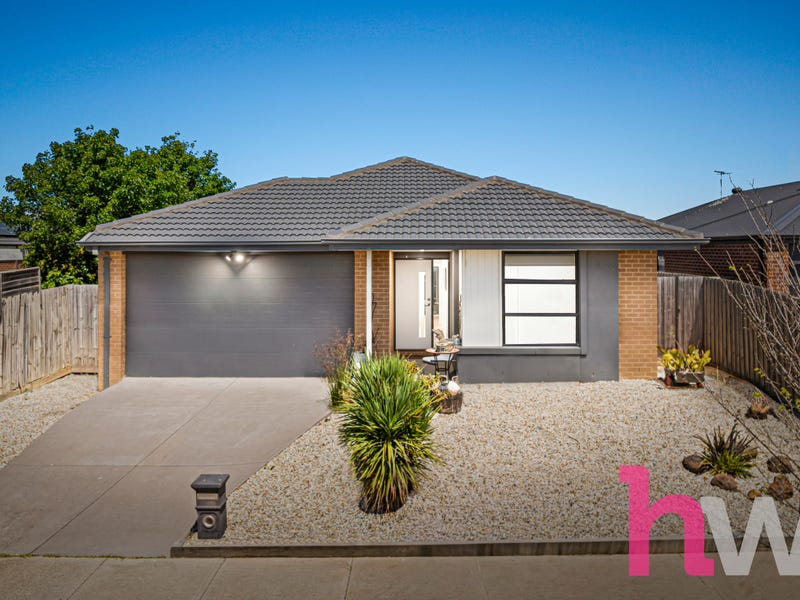 Contemporary Rumpus Room 5 Gallant Road, St Leonards, Vic 3223 - House for Sale - realestate.com.au