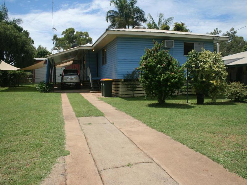 13 Renier Cres, Moranbah, QLD 4744