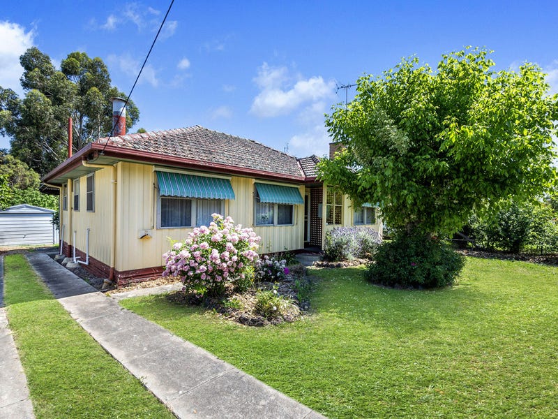 10 White Avenue, Hamilton, VIC 3300 - realestate.com.au