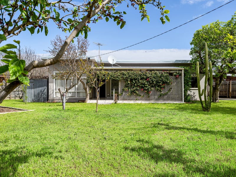 1 Field Street, Tootgarook, Vic 3941 House for Sale