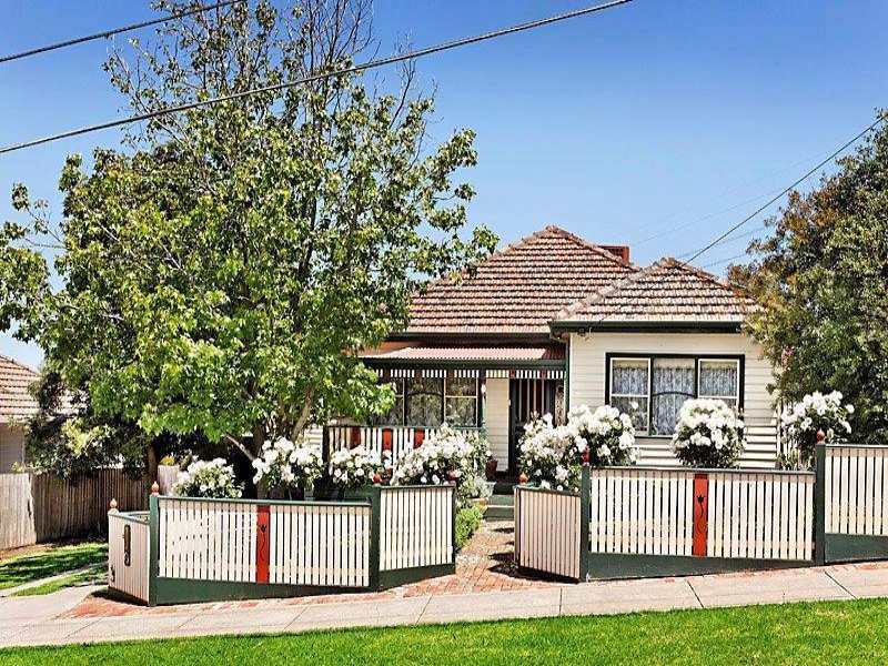 21 Ruby Street, Essendon West, VIC 3040