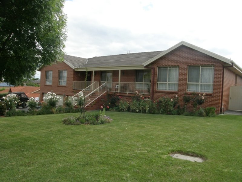 4 Trinity Drive, Kelso, NSW 2795