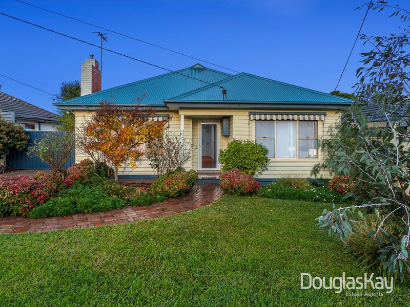 27 Dunbar Avenue, Sunshine, Vic 3020 Property Details