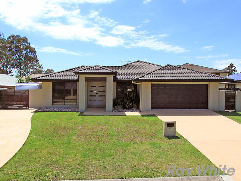 19 Matthew Street, Carseldine, QLD 4034