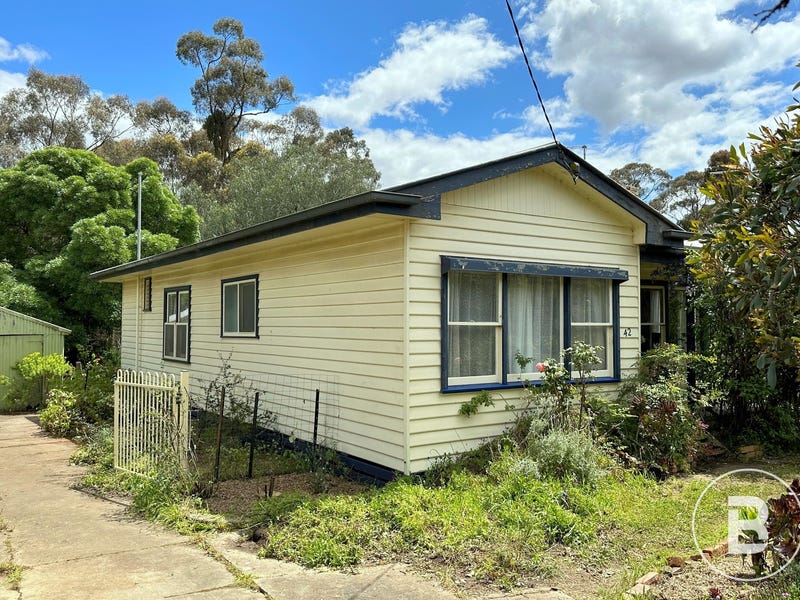 42 Derby Road, Maryborough, Vic 3465 Property Details