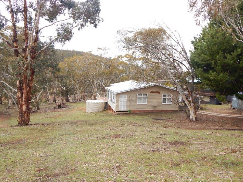 39 Peninsula Road, Anglers Reach, NSW 2629