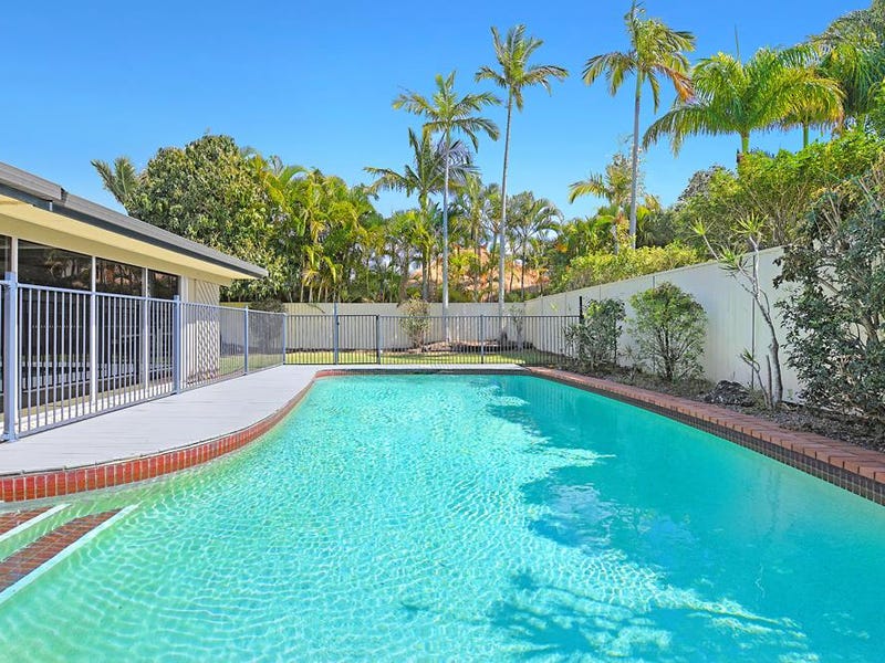 1 Mccleary Street, Bundall, QLD 4217