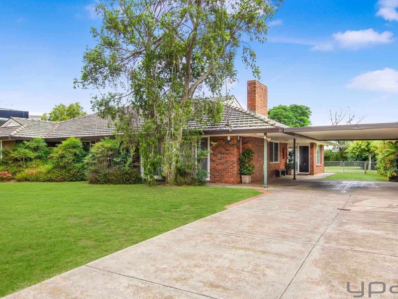 19 Werribee Street South, Werribee, Vic 3030 Property Details