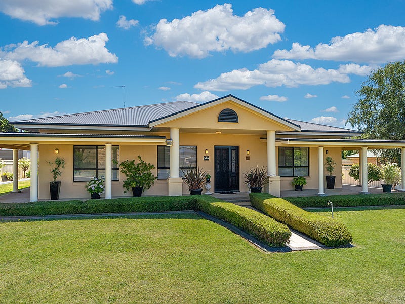 27 Plumb Street, Blayney, NSW 2799 House for Sale