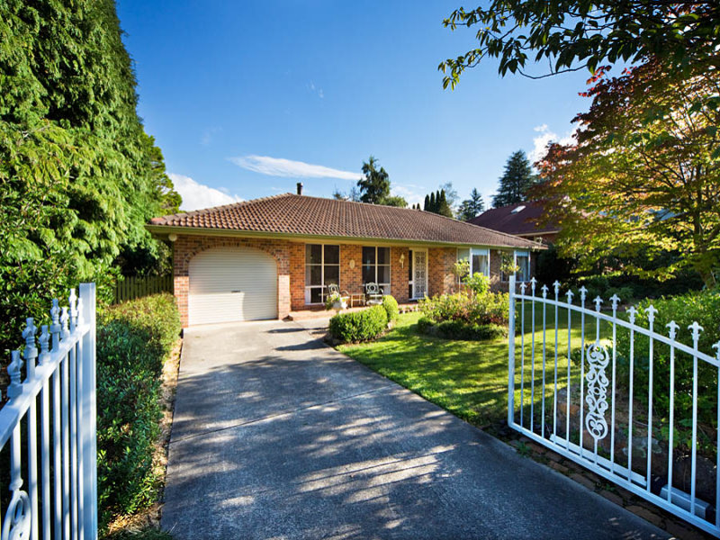 69 Hargraves Street, Blackheath, NSW 2785 Property Details