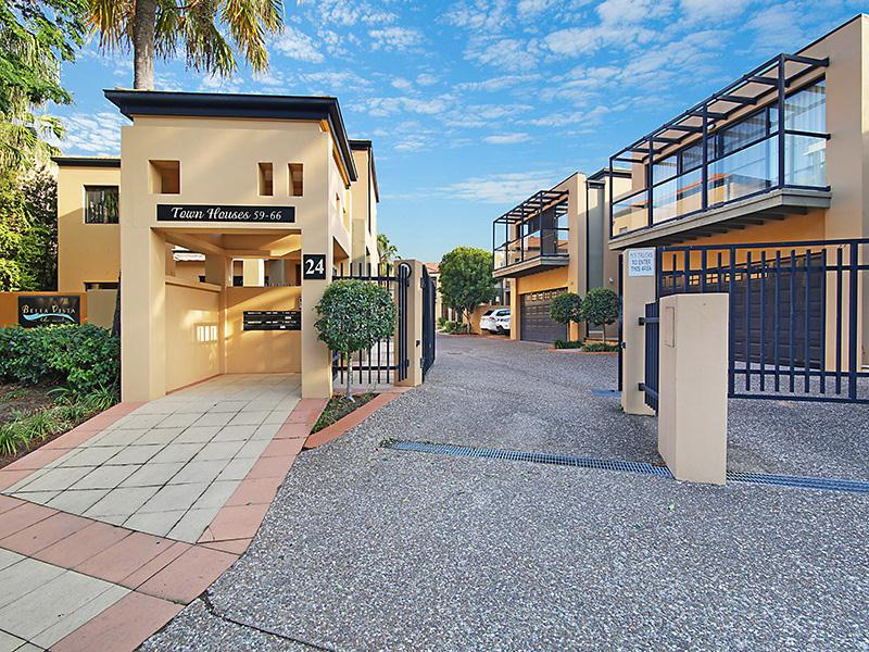 61/24 Slatyer Avenue, Bundall, Qld 4217 Property Details