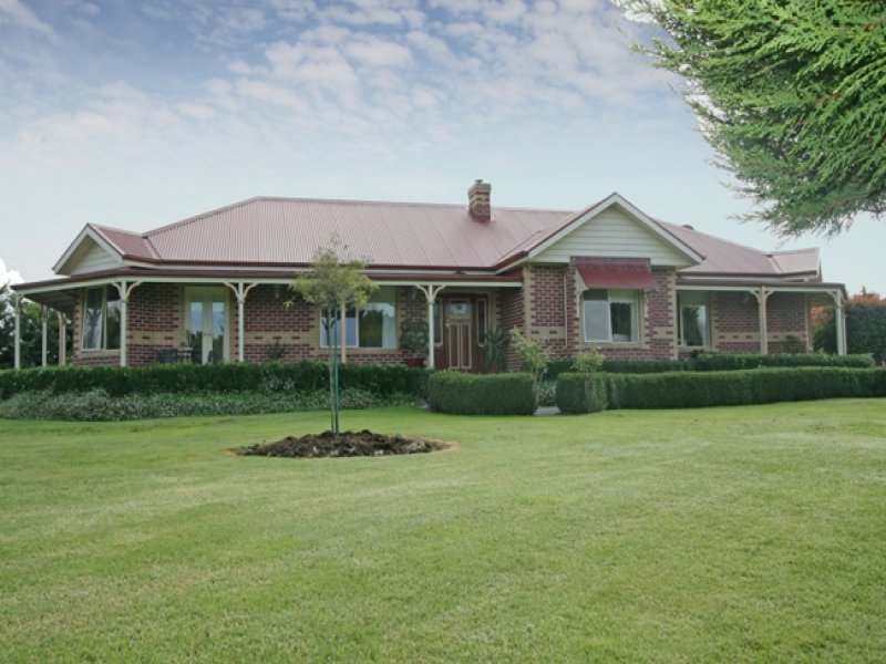 145 Eleven Mile Road, Tynong, Vic 3813 Property Details