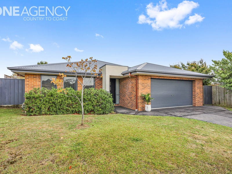 22 Thomas Weston Court, Yarragon, Vic 3823 Property Details