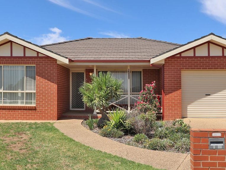 1/27 Woomera Place, Glenfield Park, NSW 2650