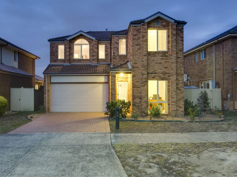 30 Pepperbush Crescent, Langwarrin, Vic 3910 Property Details