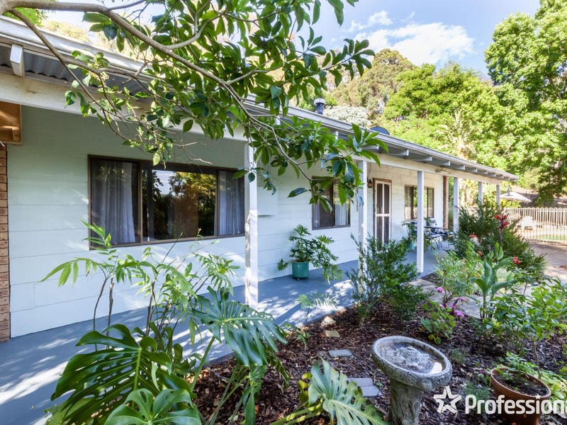 23 Old Admiral Lane, Bedfordale, WA 6112 Property Details