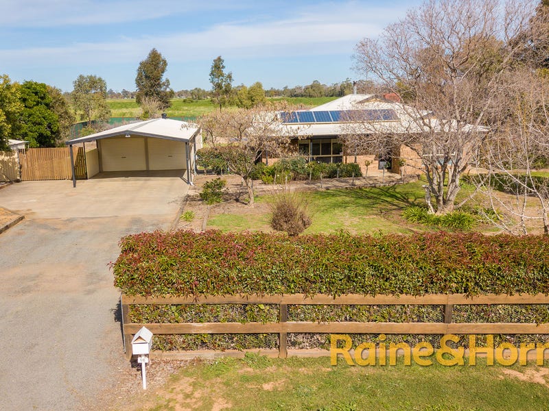 16 Crossley Drive, Narromine, NSW 2821 House for Sale