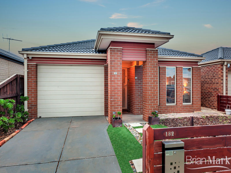 182 Greens Road, Wyndham Vale, VIC 3024