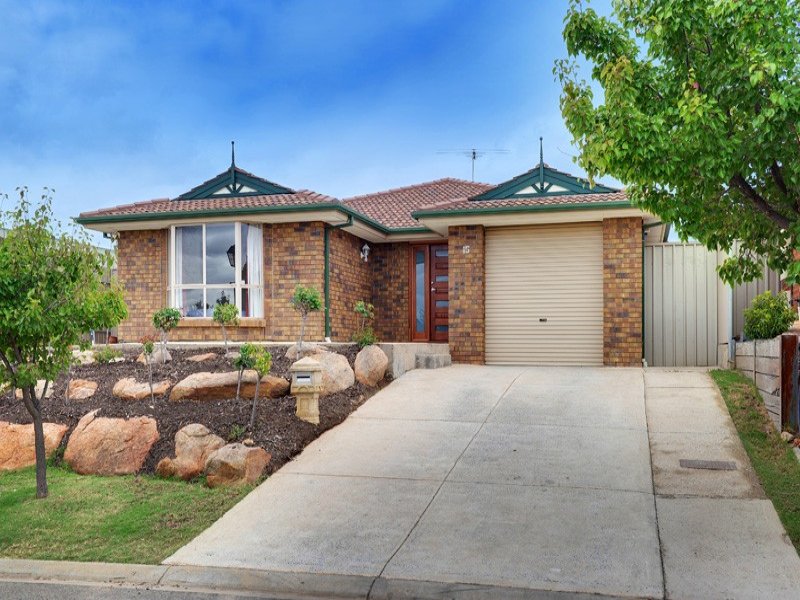 15 Bloomfield Avenue, Greenwith, SA 5125
