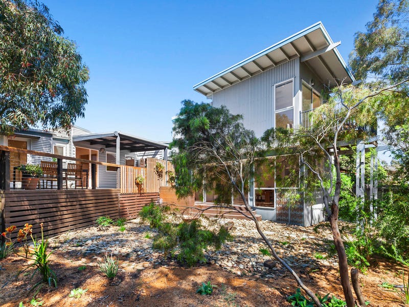 44 Glengarry Avenue, Burwood, VIC 3125