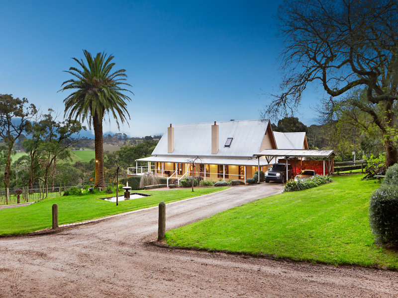 16 Callanans Road, Red Hill South, VIC 3937