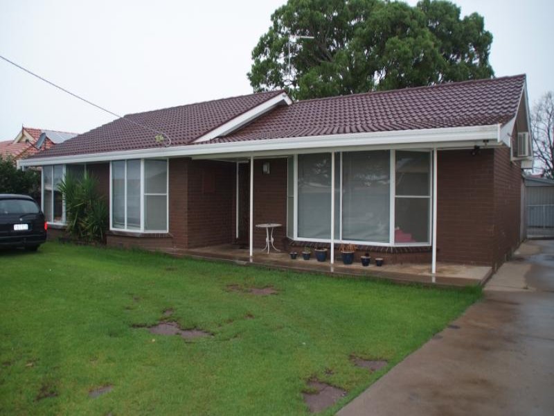 13 Merry Street, Maffra, Vic 3860 Property Details