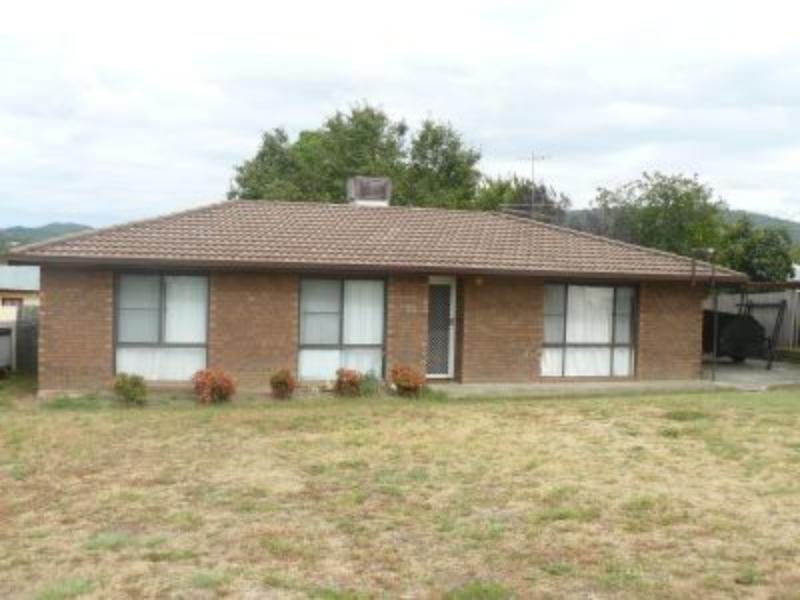 26 Denman Avenue, Kootingal, NSW 2352