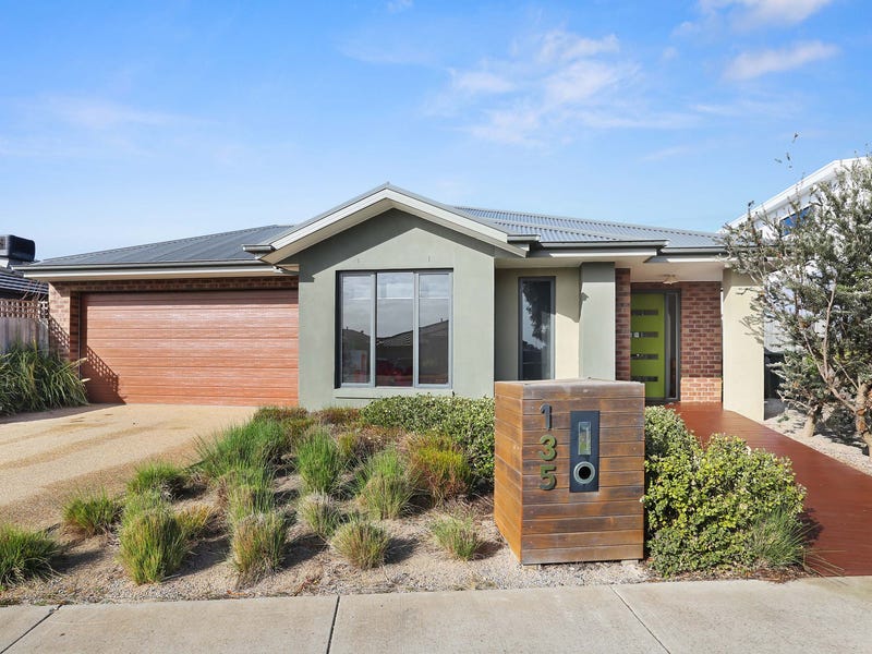 135 Warralily Boulevard Armstrong Creek Vic 3217