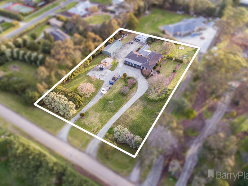 53 Ryan Road, Pakenham, Vic 3810 Property Details