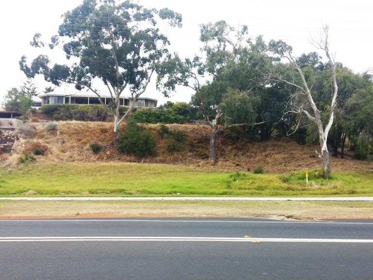 221 Old Coast Road, Australind, WA 6233