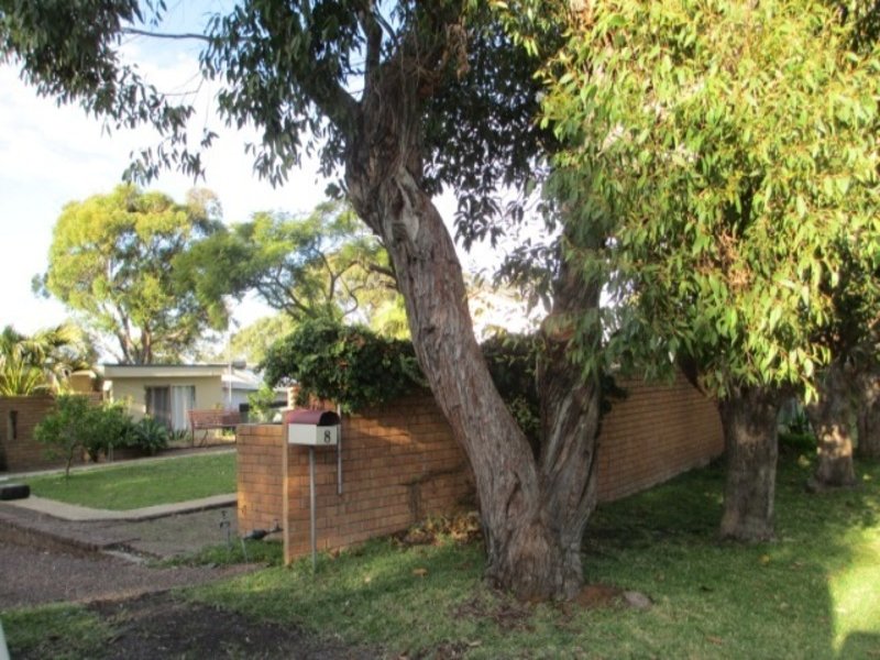 8 Winbin Cres, Gwandalan, NSW 2259 Property Details