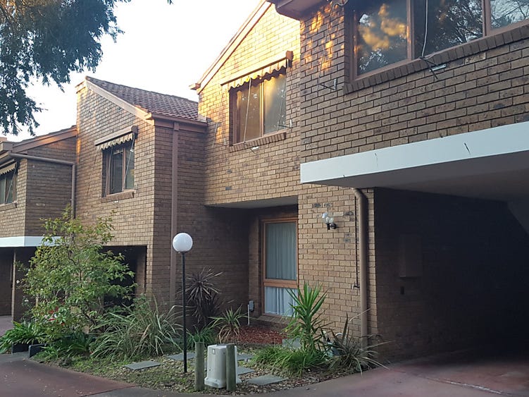 2/33 Parkhill Road, Kew, VIC 3101