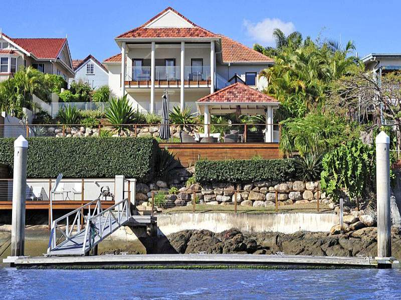 184 Barton Road, Hawthorne, Qld 4171 Property Details