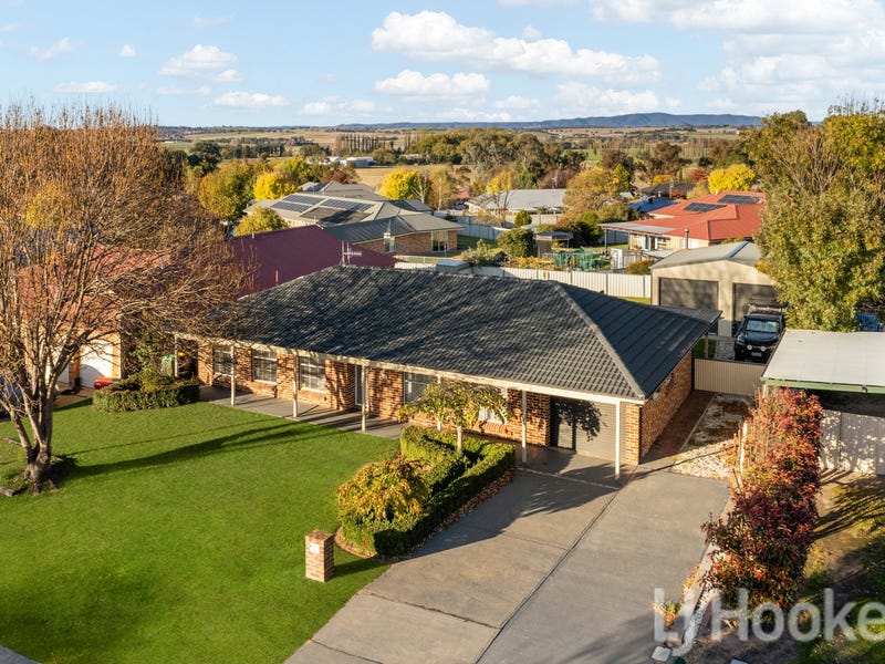 63 Abercrombie Drive, Abercrombie, NSW 2795 Property Details