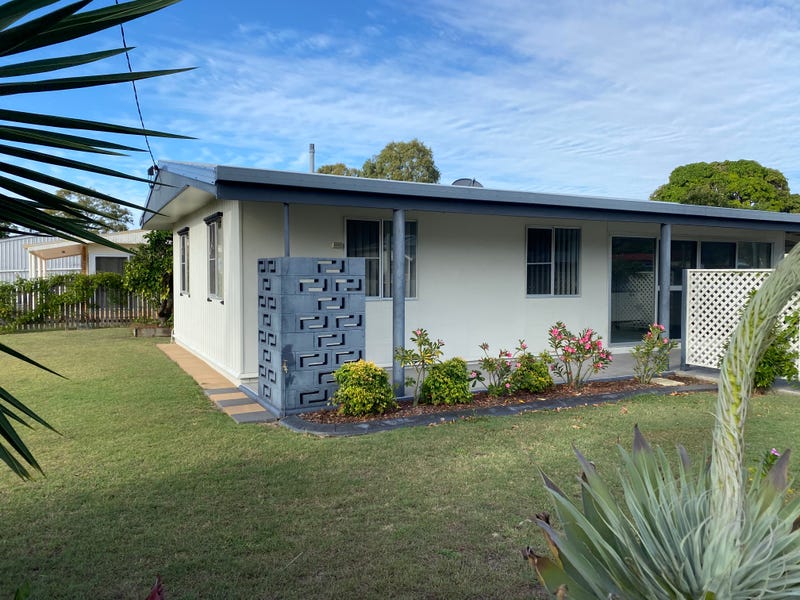 23 Ocean Street, Torquay, Qld 4655