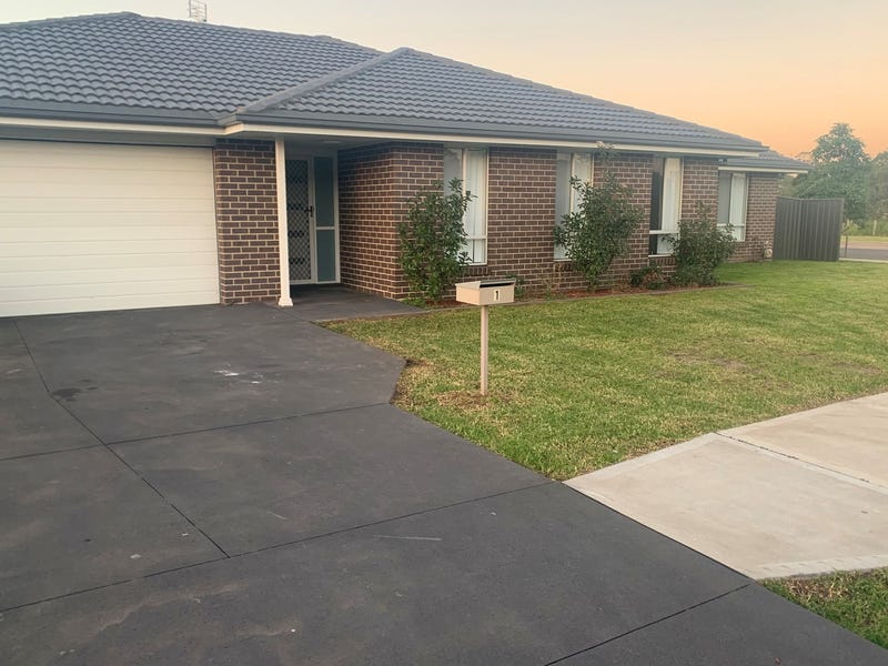 1 Clydesdale Street, Wadalba, NSW 2259