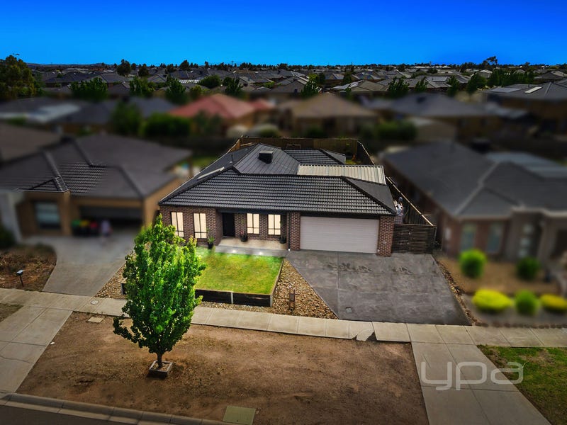 30 Arnolds Creek Boulevard, Harkness, VIC 3337