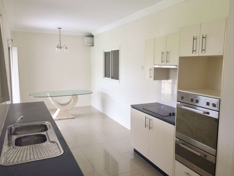 29 Pear Street, Runcorn, Qld 4113 House for Rent