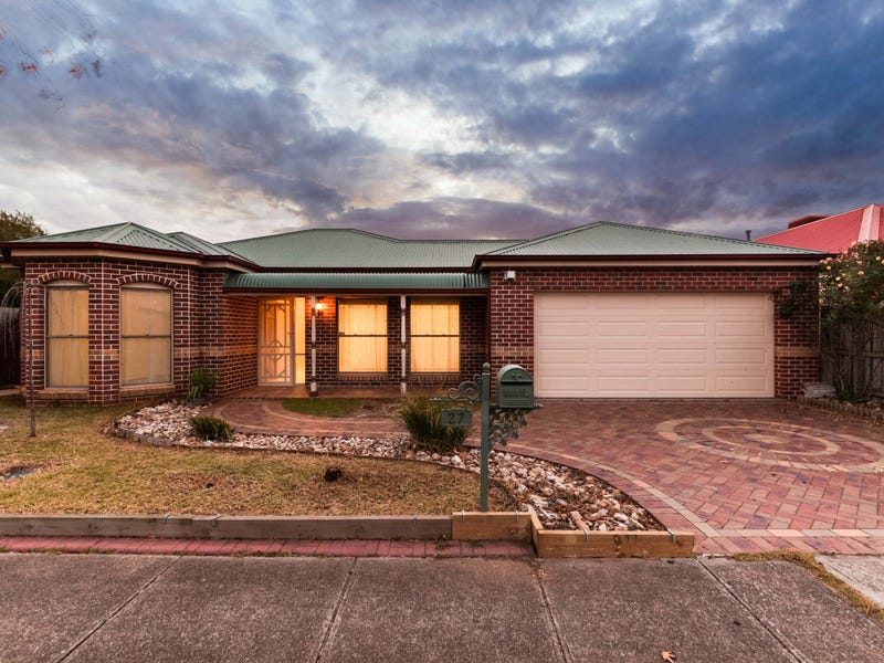 27 Lancaster Drive, Point Cook, VIC 3030
