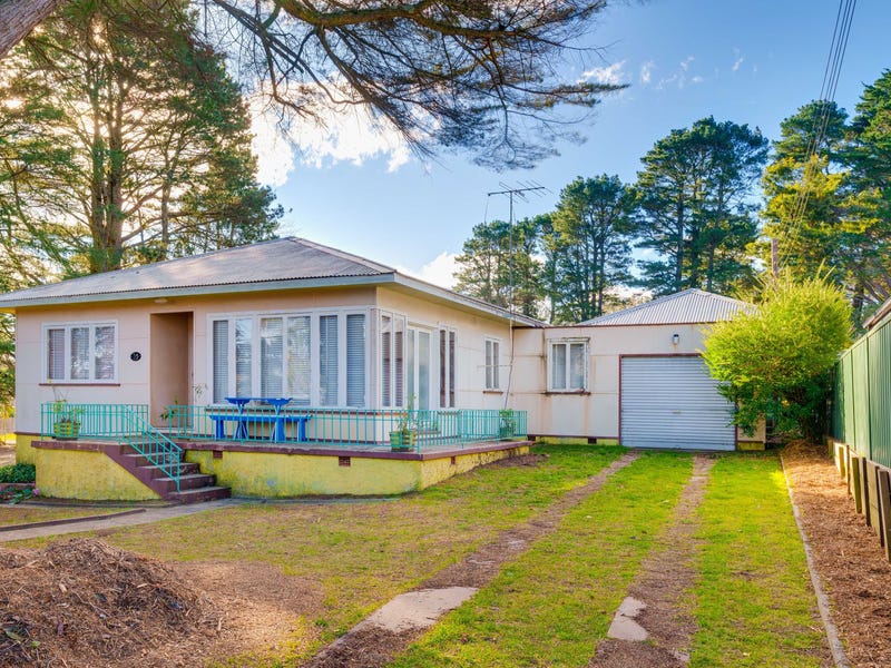 35 Mistral Street, Katoomba, NSW 2780 - Property Details