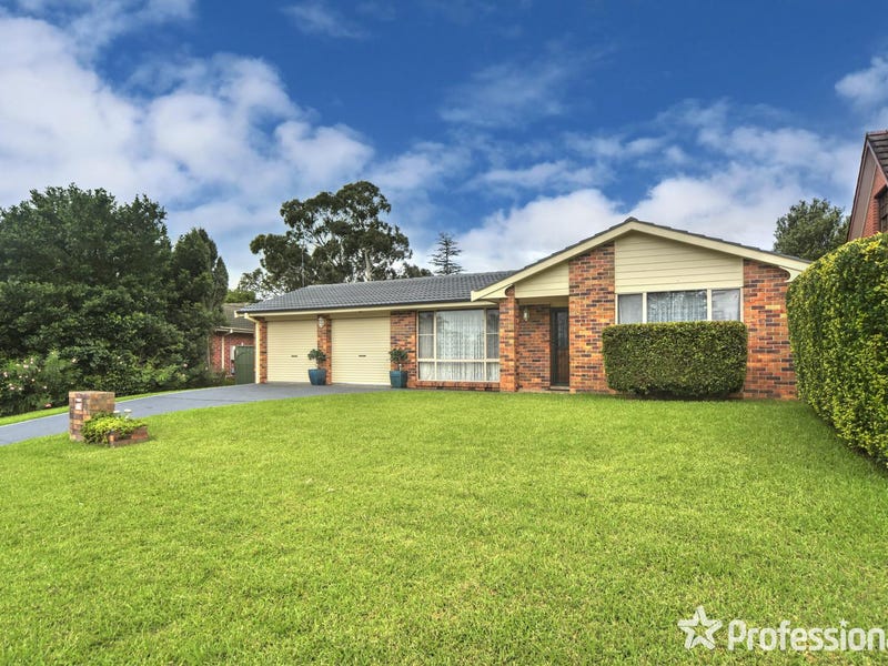 100 Jasmine Drive, Bomaderry, NSW 2541 Property Details